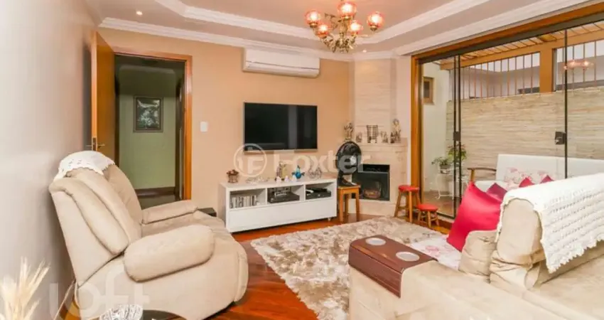 Casa com 3 quartos à venda na Rua Doutor Derly Monteiro, 530, Jardim Itu Sabará, Porto Alegre