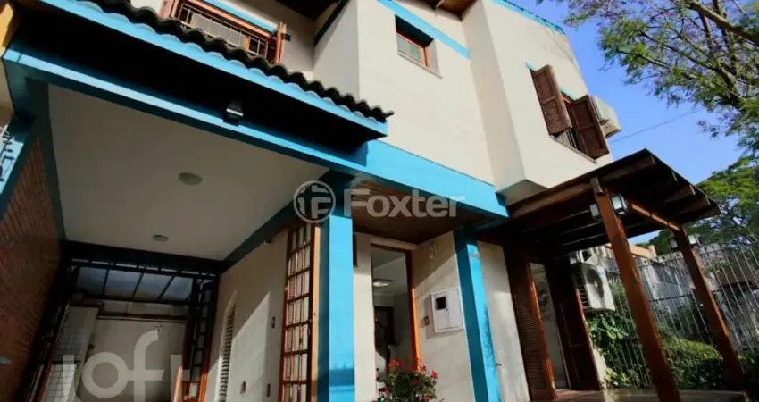 Casa com 3 quartos à venda na Rua Waldomiro Schapke, 730, Partenon, Porto Alegre