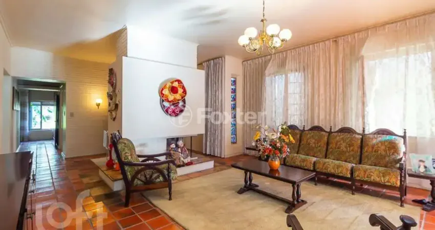 Casa com 4 quartos à venda na Rua Carlos Von Koseritz, 479, São João, Porto Alegre