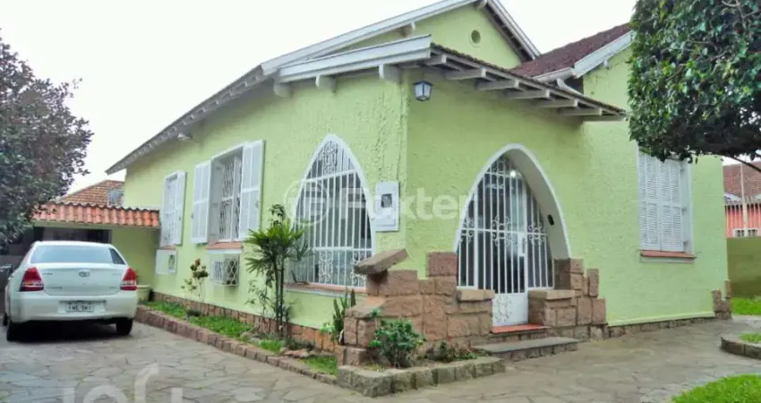 Casa com 3 quartos à venda na Rua Júlio Lopes dos Santos Sobrinho, 175, Santa Tereza, Porto Alegre