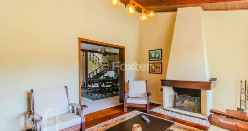 Casa com 3 quartos à venda na Rua Benjamim Moresco, 55, Ipanema, Porto Alegre