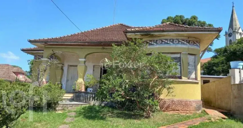 Casa com 3 quartos à venda na Avenida Doutor Maurício Cardoso, 33, Hamburgo Velho, Novo Hamburgo