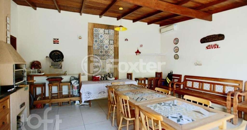 Casa com 5 quartos à venda na Rua Doutor João Simplício Alves de Carvalho, 262, Vila Ipiranga, Porto Alegre