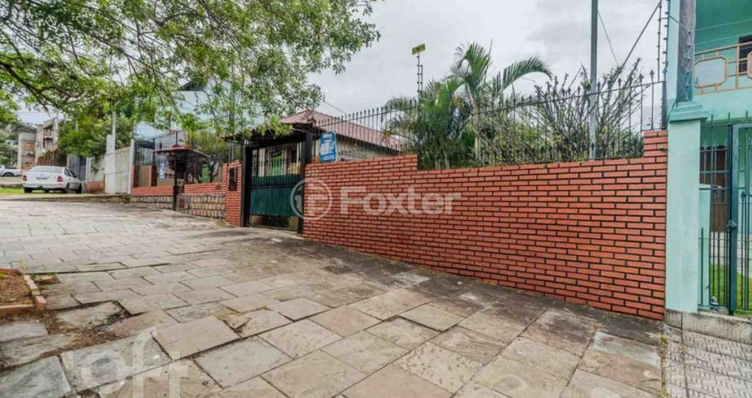 Casa com 2 quartos à venda na Rua Vidal de Negreiros, 714, Vila São José, Porto Alegre