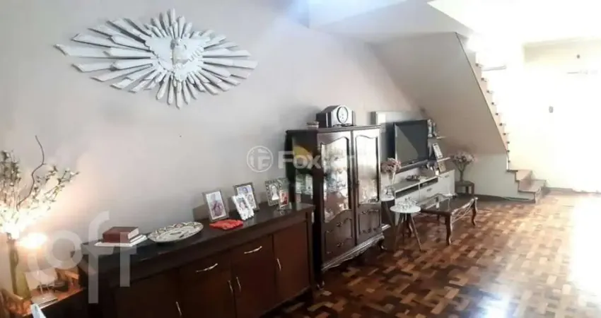 Casa com 3 quartos à venda na Rua Professor Demophilo Xavier, 93, Glória, Porto Alegre