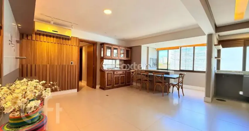 Apartamento com 3 quartos à venda na Rua Roque Calage, 400, Passo da Areia, Porto Alegre