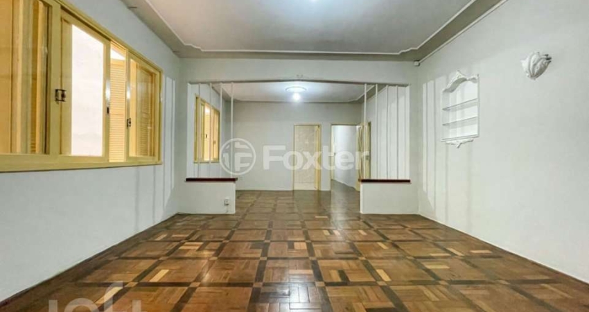 Apartamento com 3 quartos à venda na Rua Felipe Camarão, 553, Rio Branco, Porto Alegre
