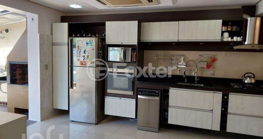 Casa com 3 quartos à venda na Rua Octávio de Souza, 56, Teresópolis, Porto Alegre