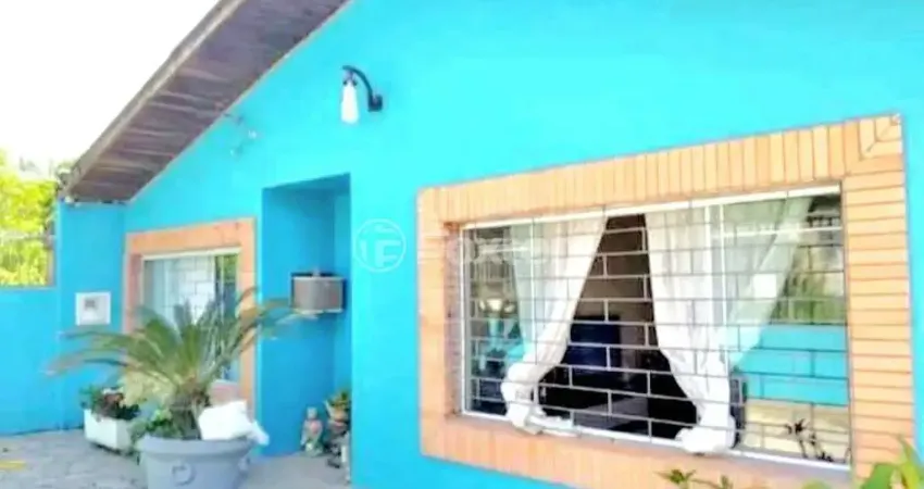 Casa com 3 quartos à venda na Rua Roberto Eggers, 48, São Lucas, Viamão