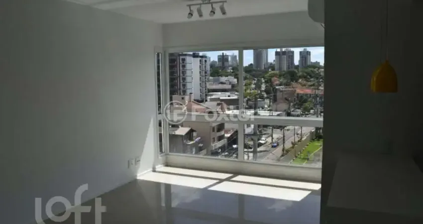 Apartamento com 3 quartos à venda na Rua Bezerra de Menezes, 623, Passo da Areia, Porto Alegre
