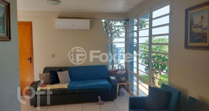 Casa com 2 quartos à venda na Rua Mário Totta, 87, São José, Canoas