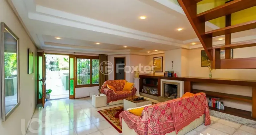 Casa com 3 quartos à venda na Rua Seival, 306, Vila Jardim, Porto Alegre