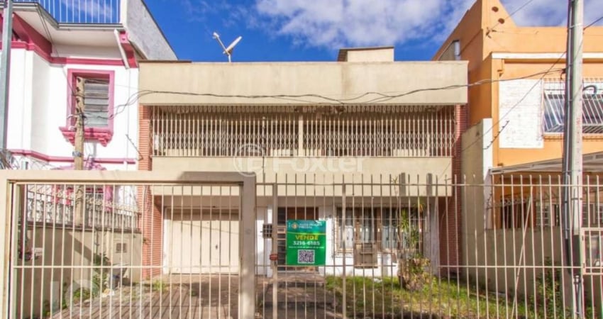 Casa com 3 quartos à venda na Rua Doutor Sebastião Leão, 267, Azenha, Porto Alegre