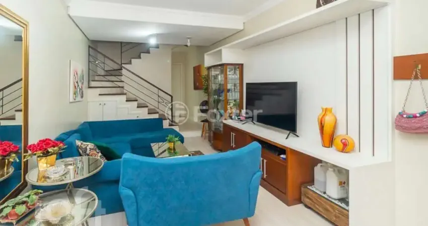 Casa em condomínio fechado com 3 quartos à venda na Avenida Arnaldo Bohrer, 184, Teresópolis, Porto Alegre