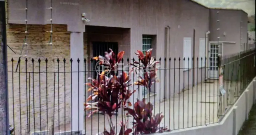 Casa com 1 quarto à venda na Avenida Rio São Gonçalo, 149, Santa Maria Goretti, Porto Alegre