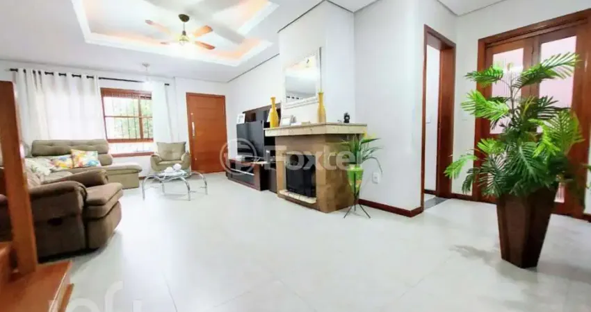 Casa com 3 quartos à venda na Rua Manacá, 101, Hípica, Porto Alegre