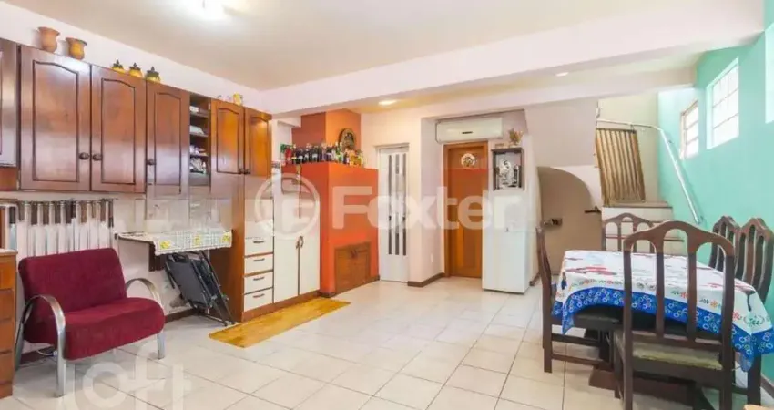 Casa com 3 quartos à venda na Rua Nunes Machado, 429, Azenha, Porto Alegre