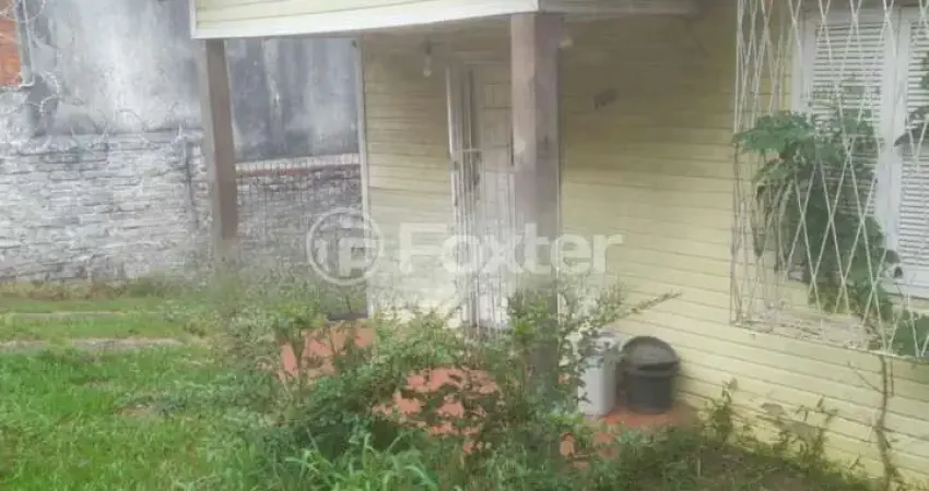 Casa com 2 quartos à venda na Rua Teixeira de Carvalho, 162, Medianeira, Porto Alegre