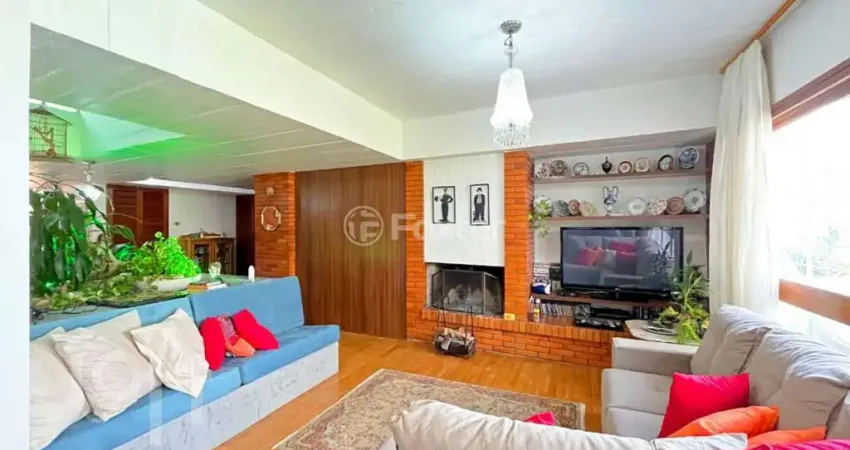 Casa com 3 quartos à venda na Rua Maracá, 51, Vila Assunção, Porto Alegre