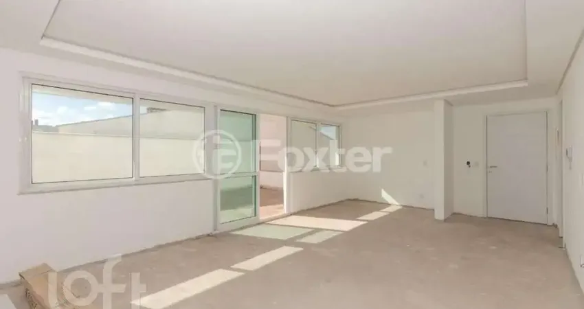 Apartamento com 3 quartos à venda na Rua Roque Calage, 459, Passo da Areia, Porto Alegre