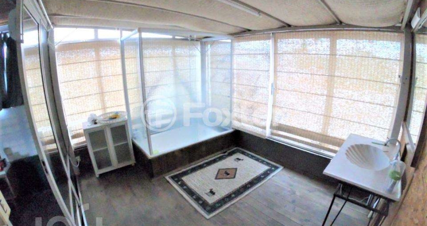 Casa com 5 quartos à venda na Rua Otelo Rosa, 525, Ipanema, Porto Alegre