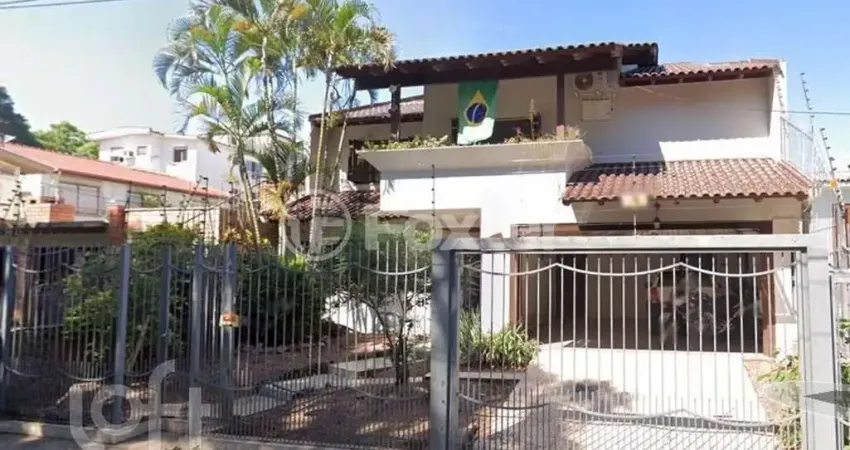 Casa com 3 quartos à venda na Rua Erebango, 114, Nonoai, Porto Alegre