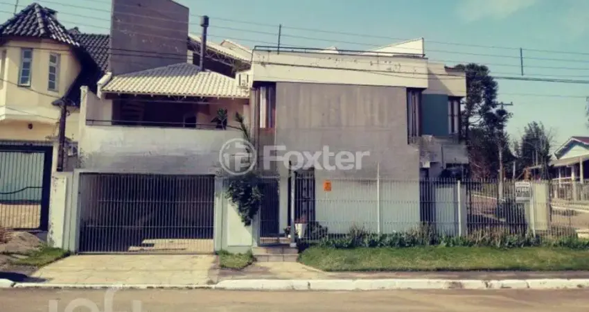 Casa com 3 quartos à venda na Rua Marco Aurélio Hidalgo, 17, Nossa Senhora das Graças, Canoas