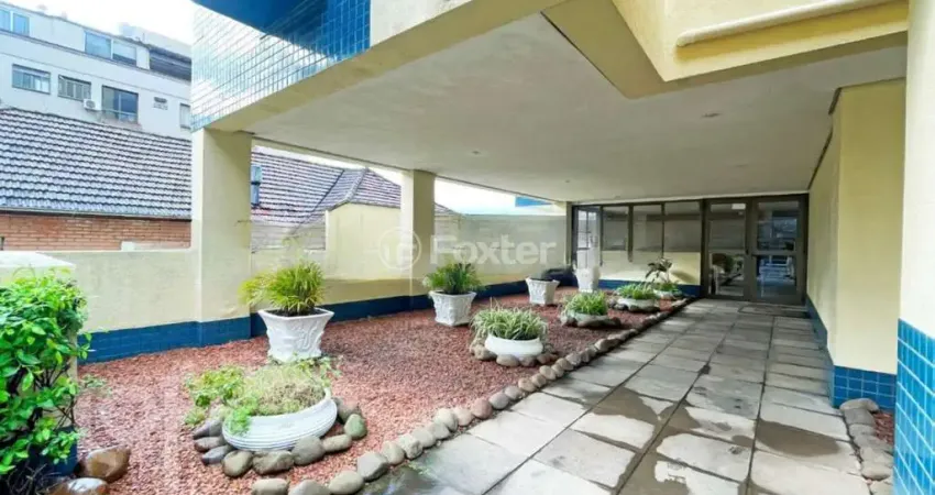 Apartamento com 3 quartos à venda na Rua Roque Calage, 566, Passo da Areia, Porto Alegre