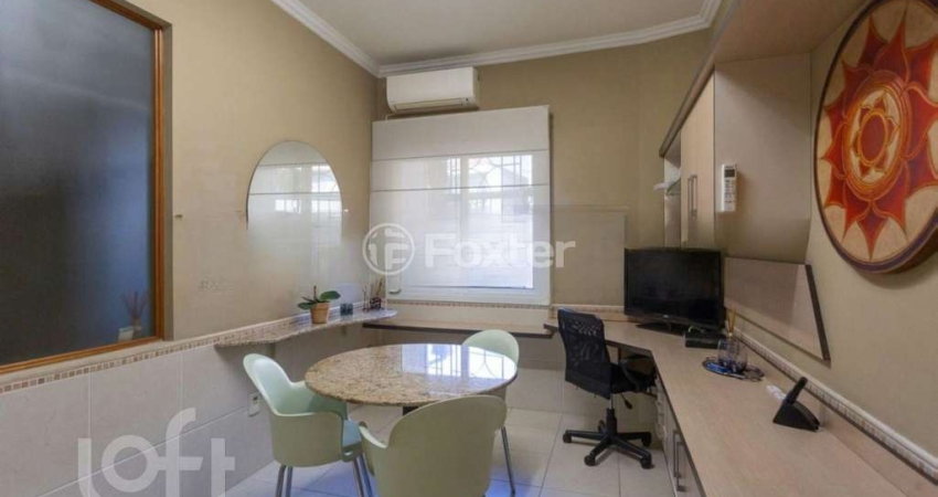 Casa com 2 quartos à venda na Rua Doutor Eduardo Chartier, 52, Passo da Areia, Porto Alegre