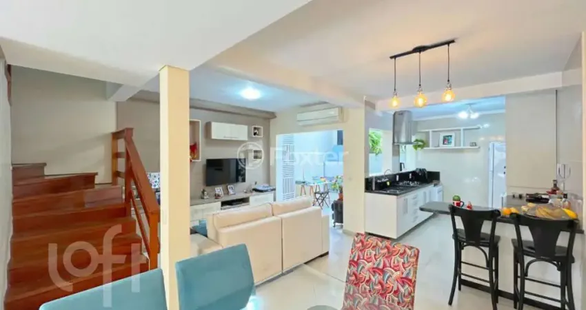 Casa em condomínio fechado com 3 quartos à venda na Rua Liberal, 643, Tristeza, Porto Alegre