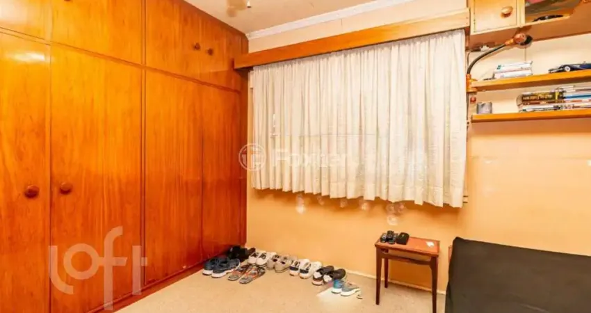 Apartamento com 3 quartos à venda na Avenida Independência, 1087, Independência, Porto Alegre