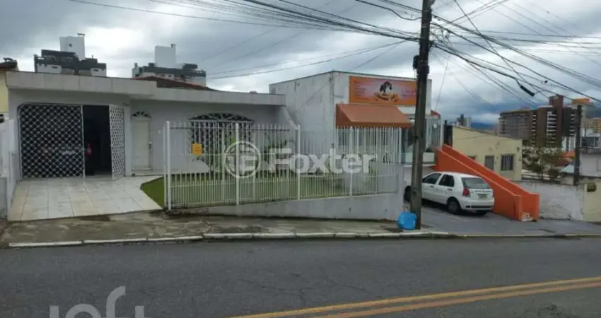Casa com 3 quartos à venda na Rua Felipe Neves, 608, Canto, Florianópolis