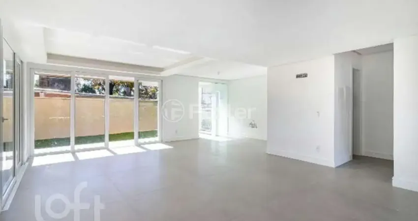 Casa com 3 quartos à venda na Rua Coroados, 665, Vila Assunção, Porto Alegre