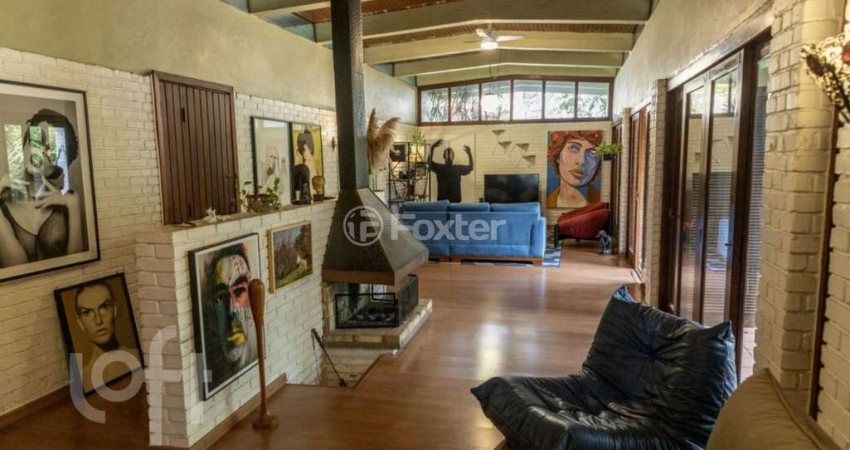 Casa com 5 quartos à venda na Rua Capão da Canoa, 354, Ipanema, Porto Alegre