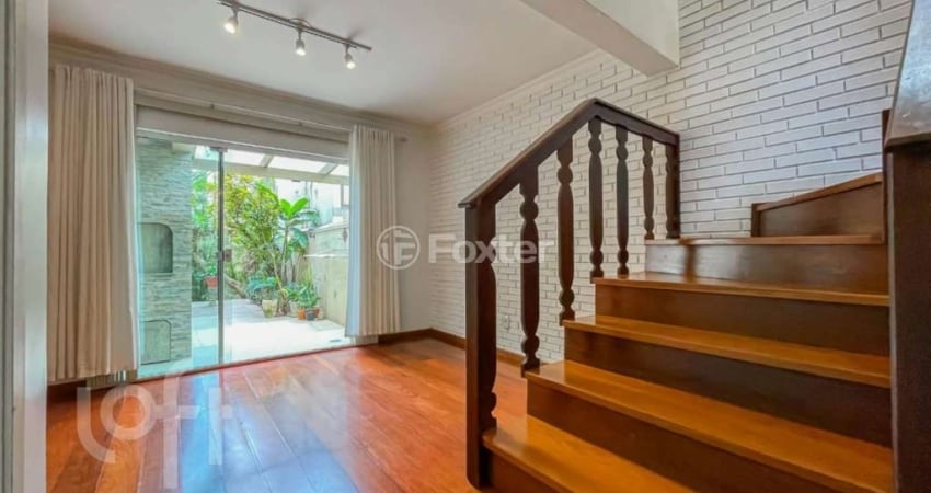 Casa com 3 quartos à venda na Rua Miguel Tostes, 706, Rio Branco, Porto Alegre
