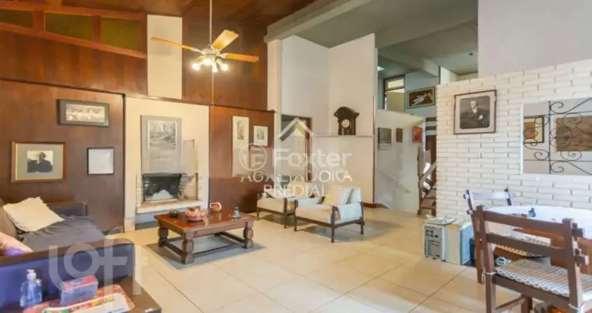 Casa com 3 quartos à venda na Rua Cariri, 201, Vila Assunção, Porto Alegre