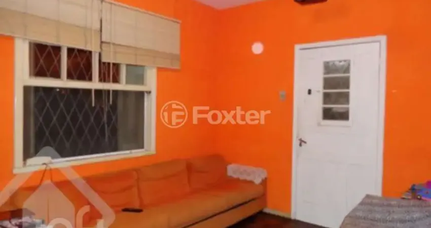 Casa com 3 quartos à venda na Travessa João Jorge Thofhern, 43, Vila Ipiranga, Porto Alegre