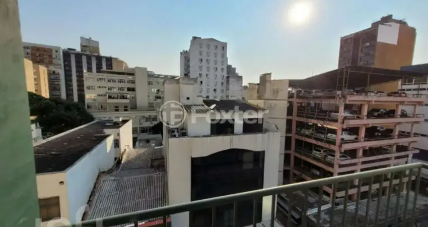 Apartamento com 2 quartos à venda na Rua Pinto Bandeira, 476, Centro Histórico, Porto Alegre