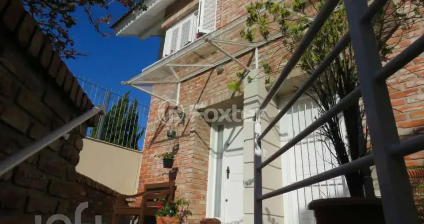 Casa em condomínio fechado com 3 quartos à venda na Rua Cananéia, 320, Vila Jardim, Porto Alegre