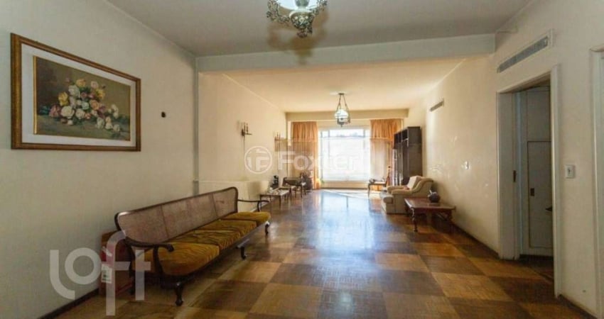 Apartamento com 3 quartos à venda na Rua Duque de Caxias, 1220, Centro Histórico, Porto Alegre