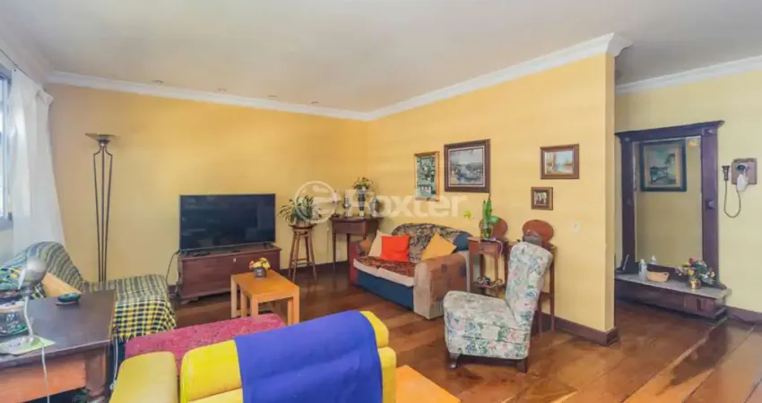 Apartamento com 3 quartos à venda na Rua Professor Cristiano Fischer, 99, Petrópolis, Porto Alegre