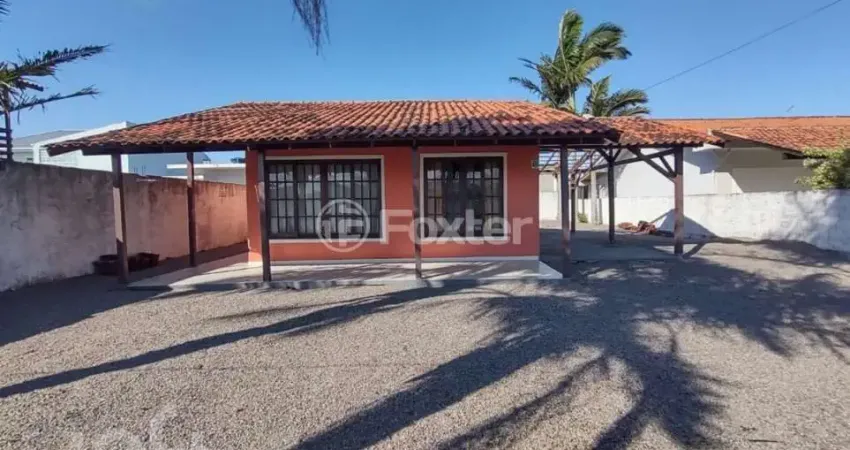 Casa com 2 quartos à venda na Avenida Astrogildo Quadros, 44, Pinheira, Palhoça