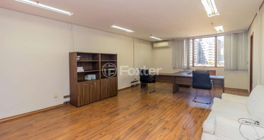 Sala comercial com 1 sala à venda na Avenida Cristóvão Colombo, 1636, Floresta, Porto Alegre