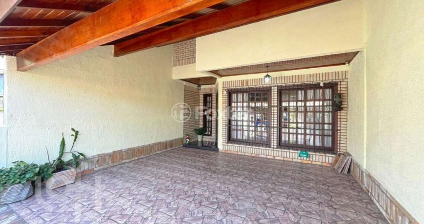 Casa com 4 quartos à venda na Rua Doutor Egydio Michaelsen, 58, Cavalhada, Porto Alegre