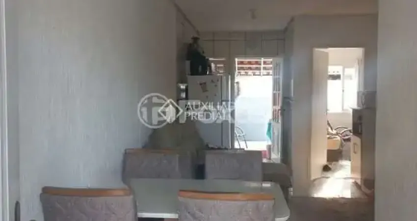 Casa com 2 quartos à venda na Rua Tijuca, 537, Parque da Matriz, Cachoeirinha