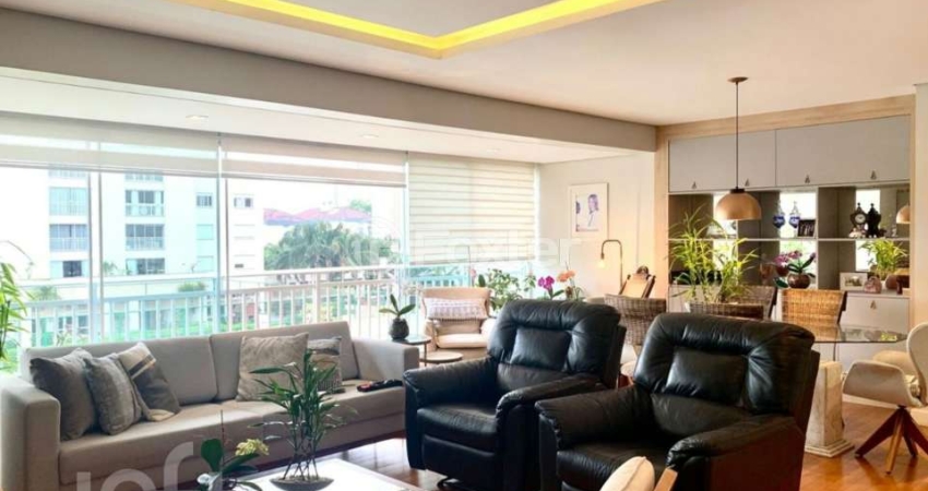 Apartamento com 3 quartos à venda na Avenida Túlio de Rose, 500, Jardim Europa, Porto Alegre