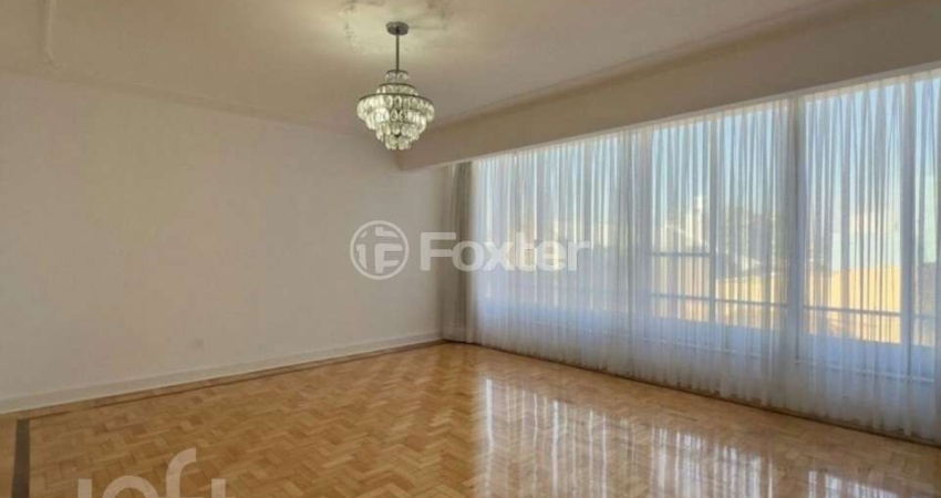 Apartamento com 3 quartos à venda na Rua Duque de Caxias, 1405, Centro Histórico, Porto Alegre