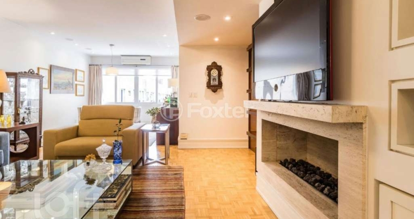Apartamento com 3 quartos à venda na Rua Duque de Caxias, 1234, Centro Histórico, Porto Alegre