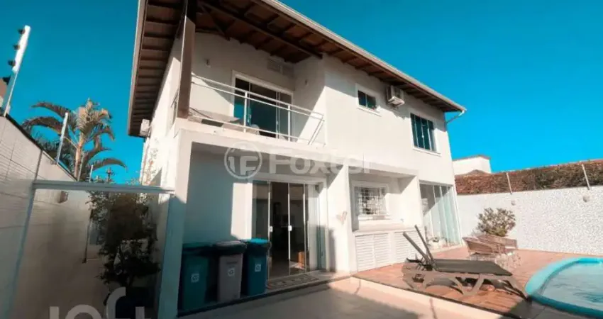 Casa com 3 quartos à venda na Rua Capitão Savas, 223, Itaguaçu, Florianópolis