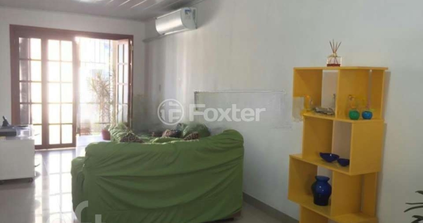 Casa com 2 quartos à venda na Rua Honório Lemos, 354, Vila João Pessoa, Porto Alegre